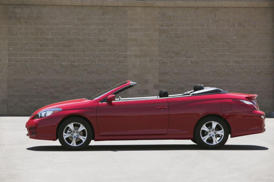  Toyota Camry Solara Sport Convertible 2006 года  (фото 3 из 24)